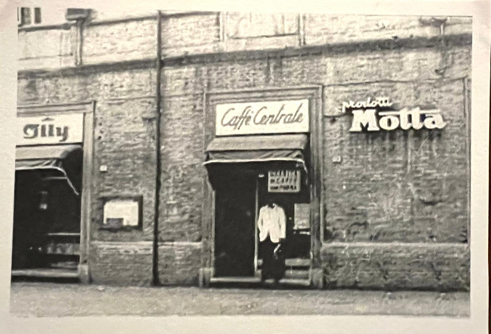 la storia del caffe centrale fano - SU DI NOI